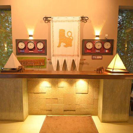 Ceylan Lodge Anuradhapura Bagian luar foto
