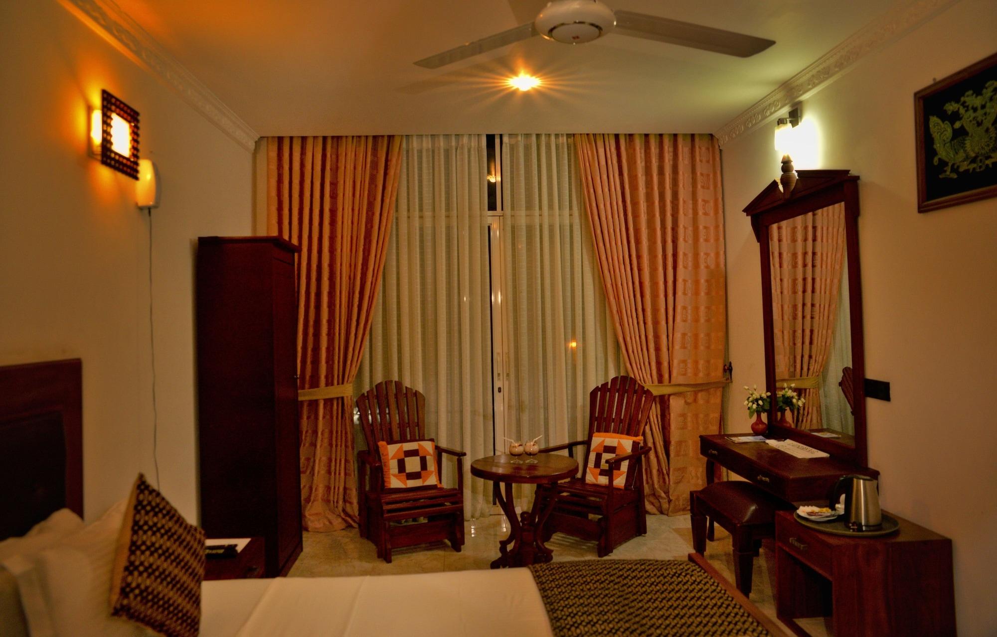 Ceylan Lodge Anuradhapura Bagian luar foto