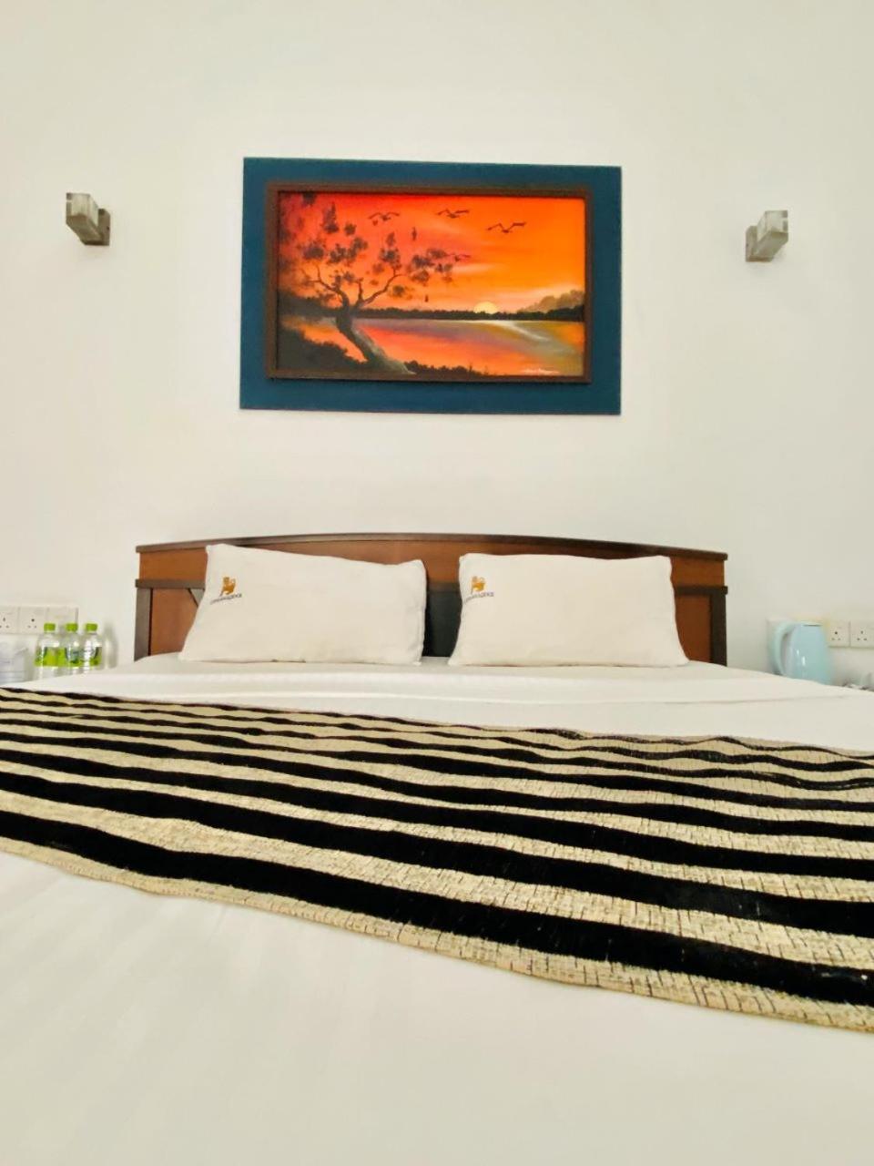 Ceylan Lodge Anuradhapura Bagian luar foto