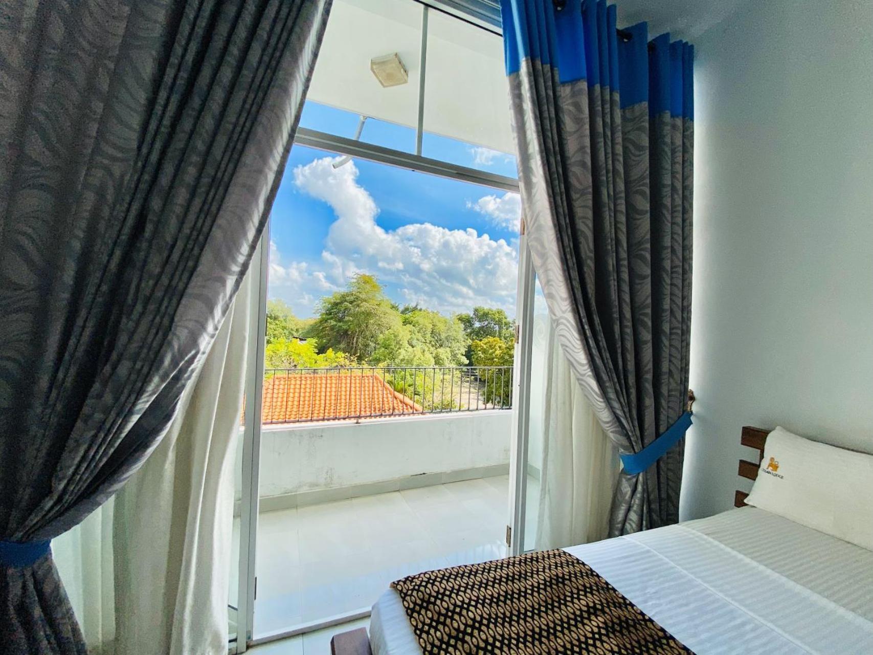 Ceylan Lodge Anuradhapura Bagian luar foto